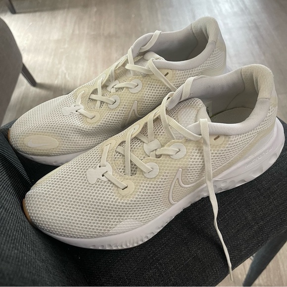 Men’s Nike Renew size 10.5 - Picture 4 of 6